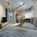 Central Cozy Apartment
